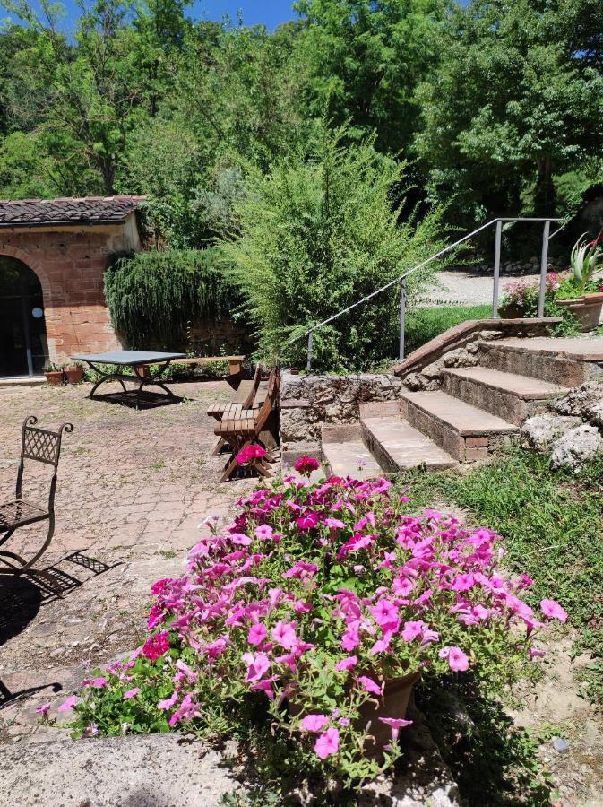 Villa Agriturismo Le Cantine à Poggibonsi Extérieur photo